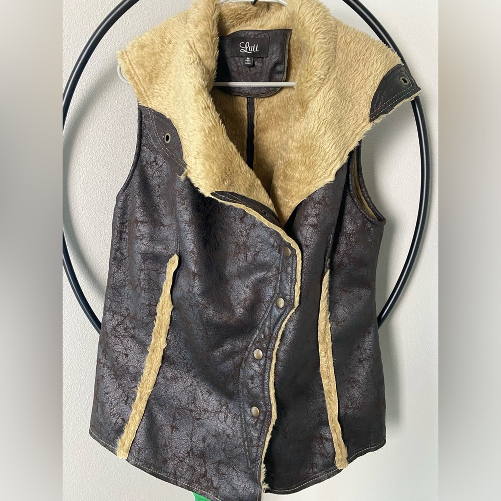 Luii Faux Fur & Leather Vest Size Med